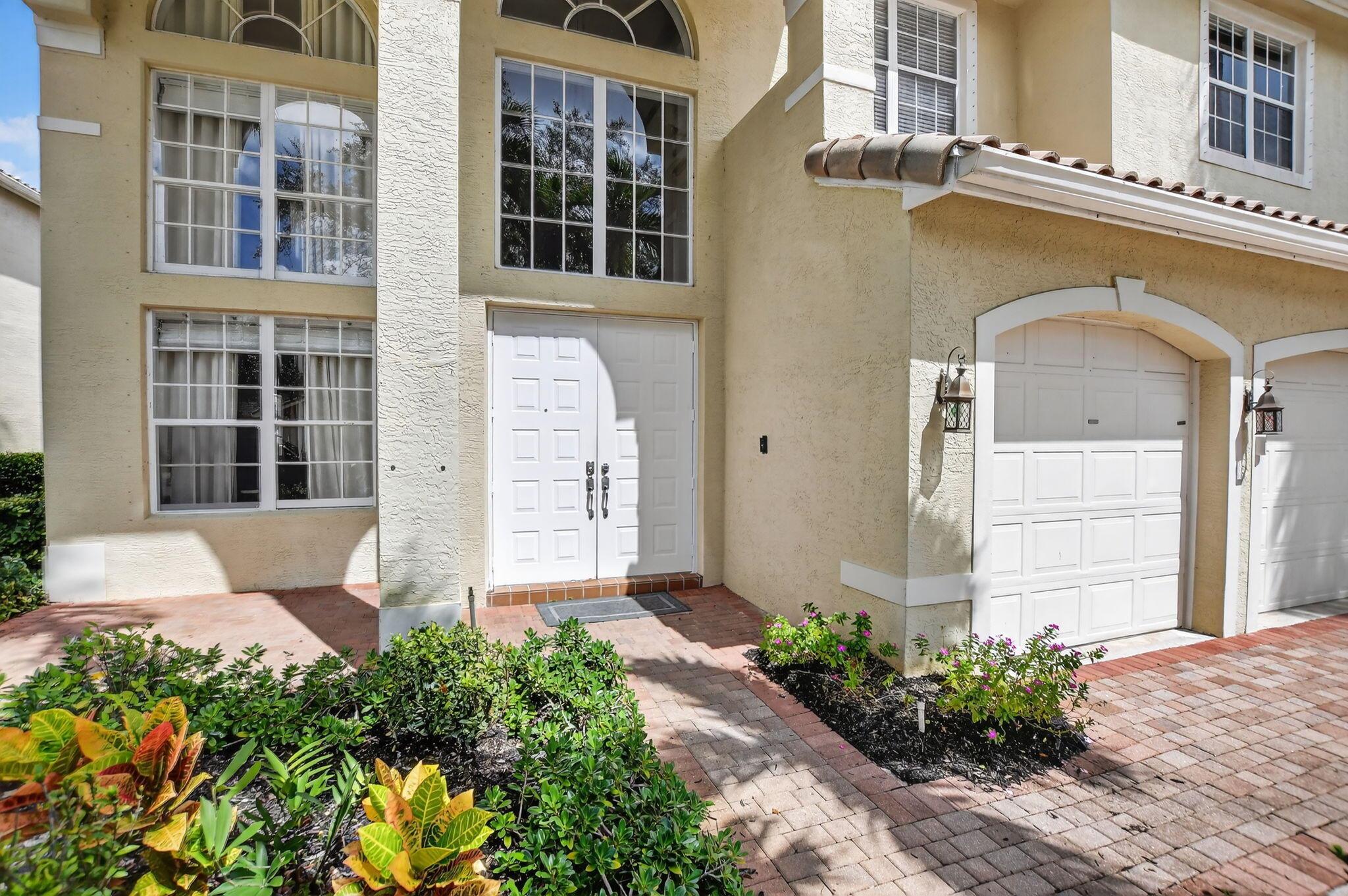 SATURNIA ISLES 1 - Residential Lease