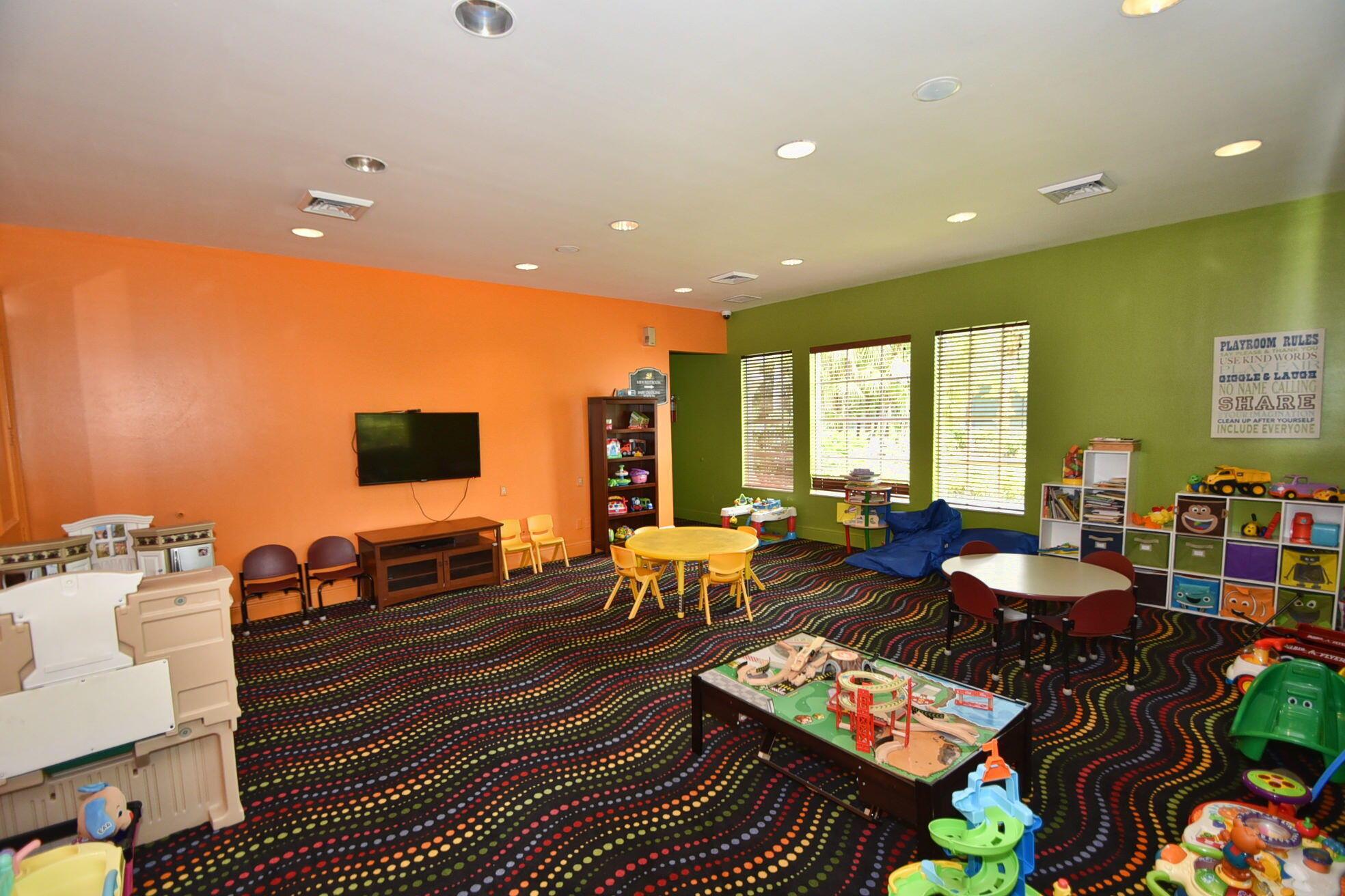SATURNIA ISLES 1 - Residential Lease