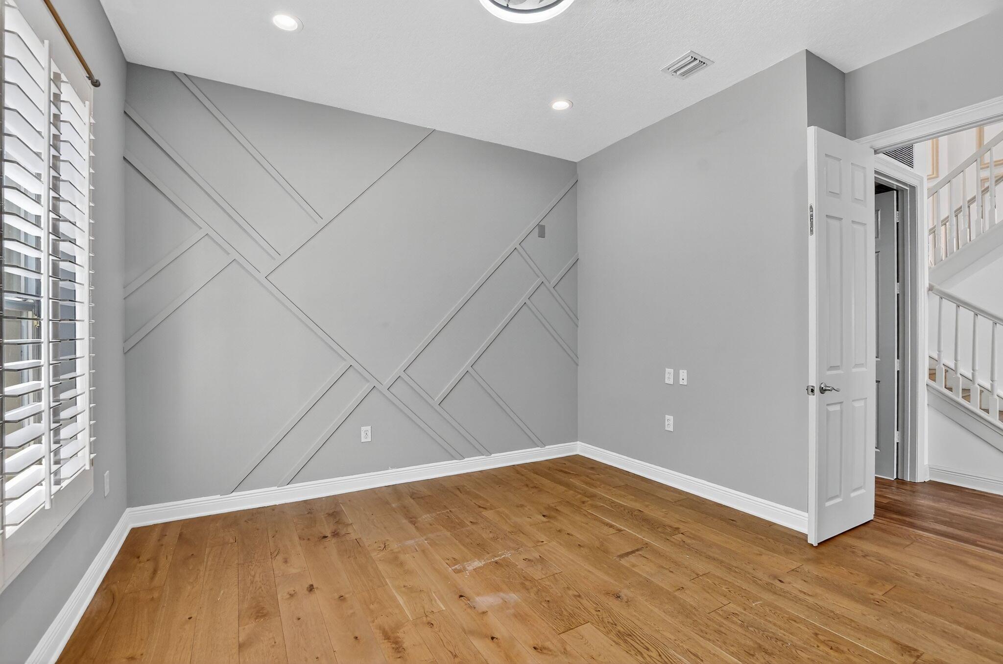 SATURNIA ISLES 1 - Residential Lease