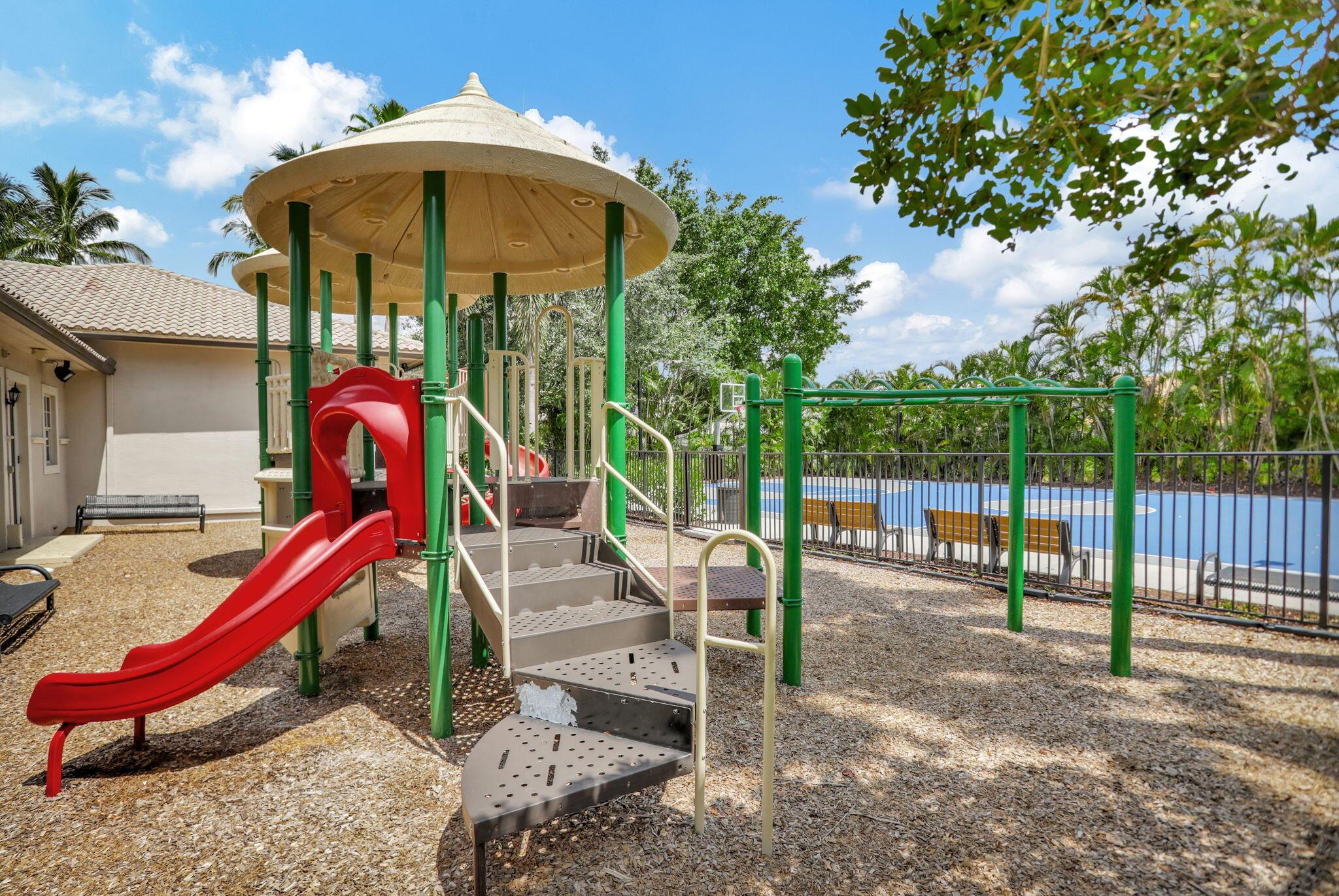 SATURNIA ISLES 1 - Residential Lease
