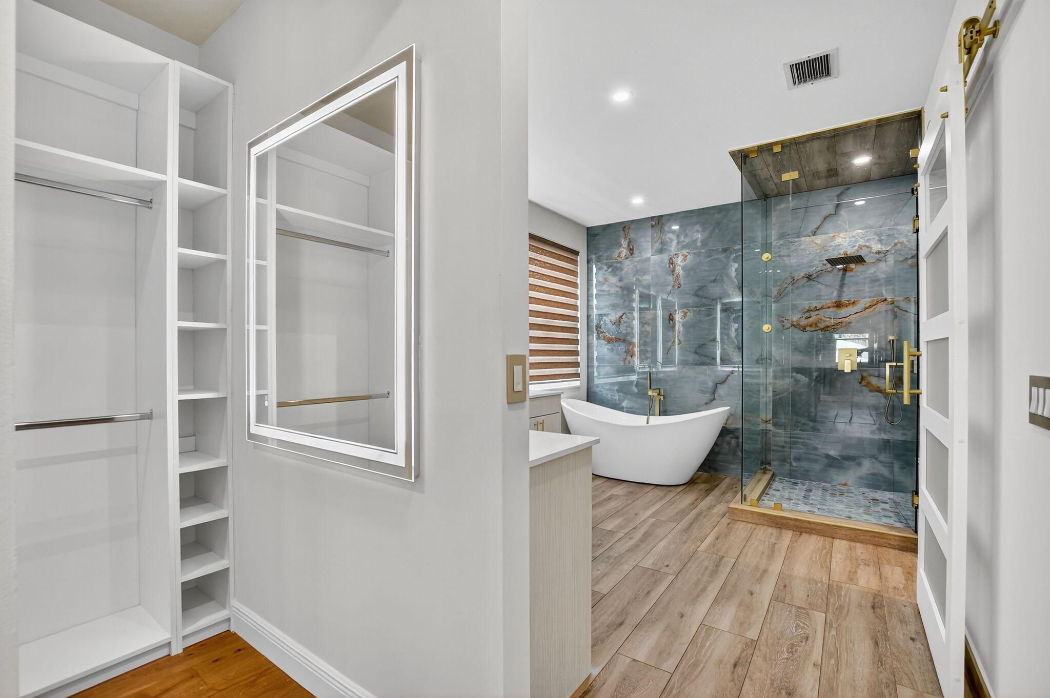 SATURNIA ISLES 1 - Residential Lease