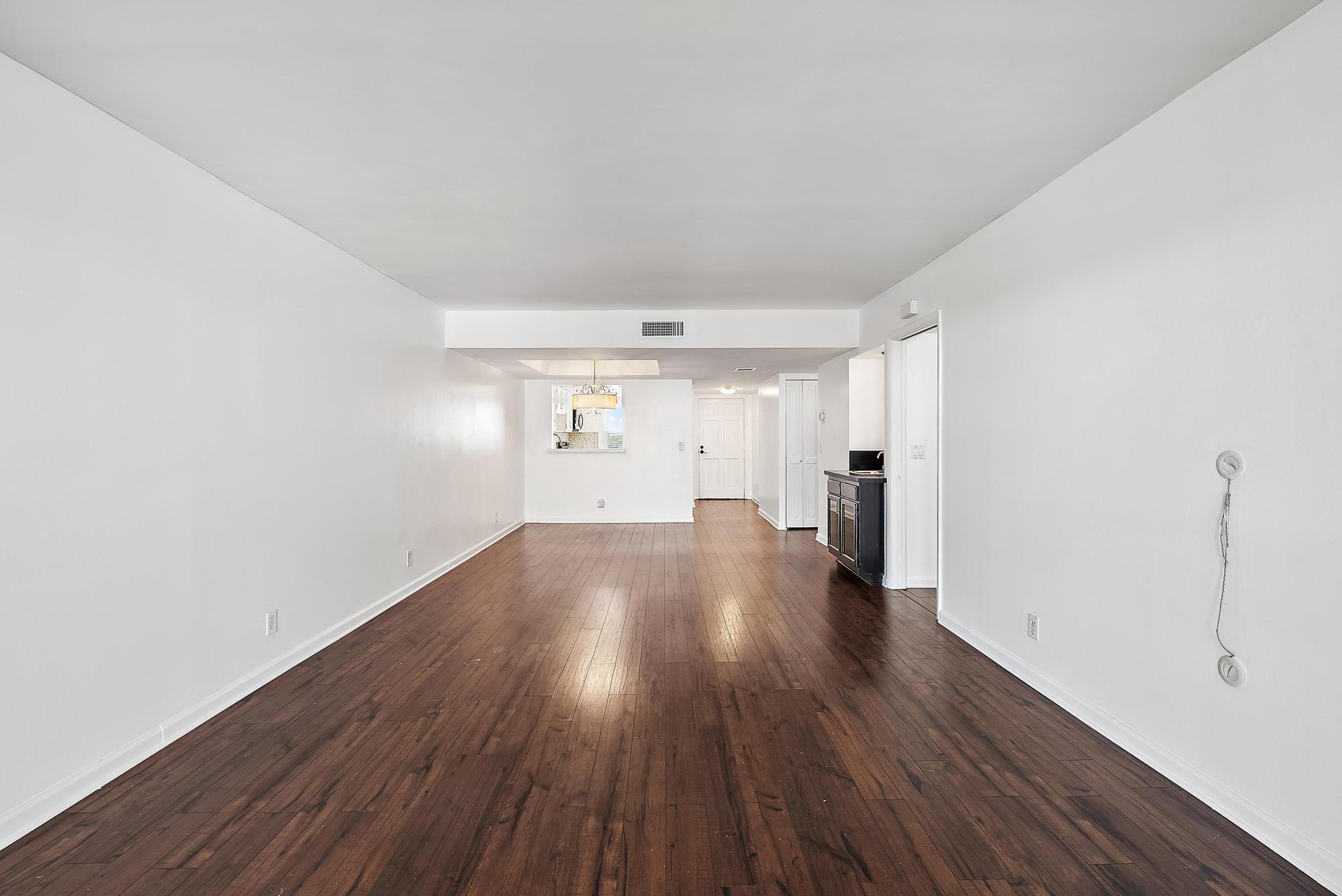 155 Yacht Club Drive 405