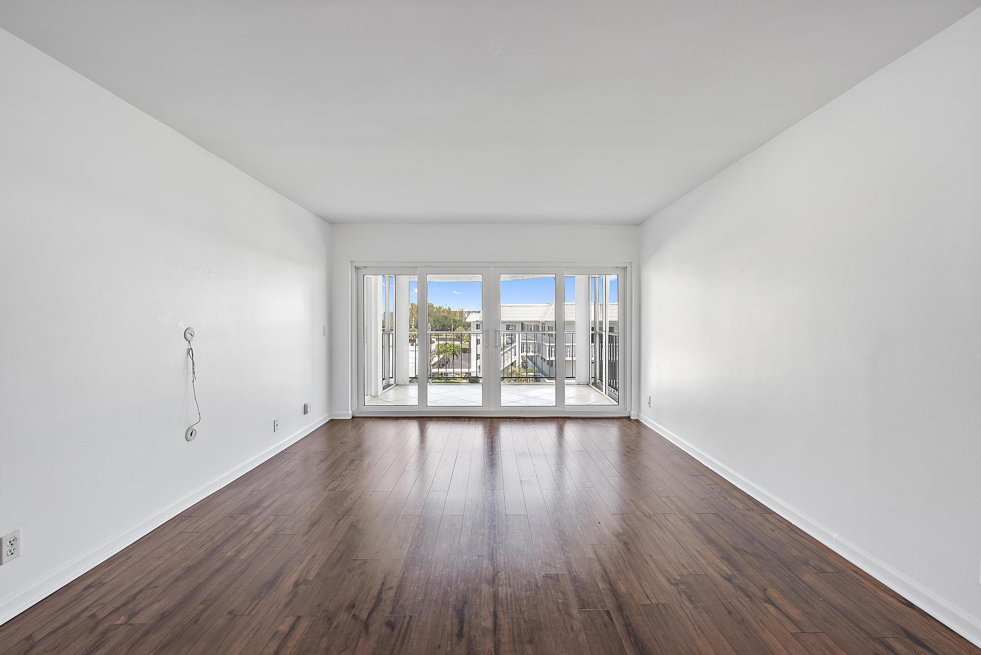 155 Yacht Club Drive 405