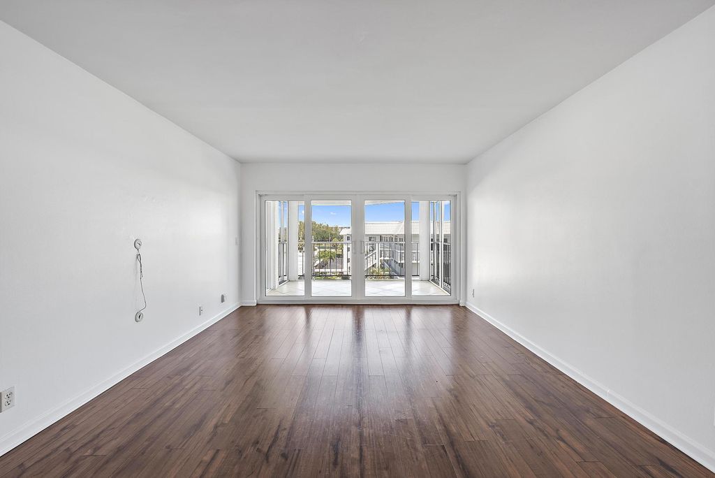 Photo of 155 Yacht Club Drive #405, North Palm Beach, FL 33408 (MLS # R11107226)