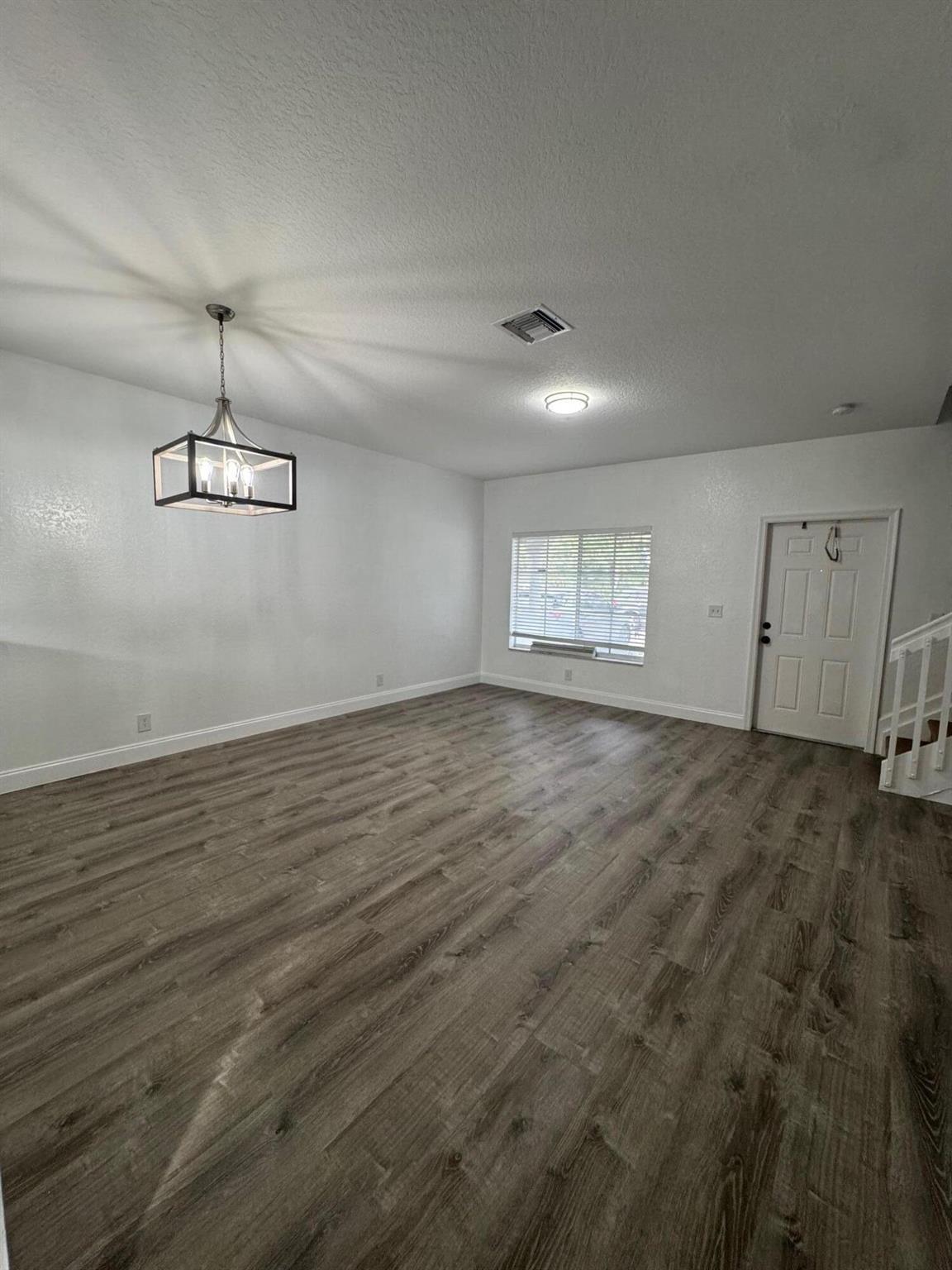 Colonial Palms - Residential Lease