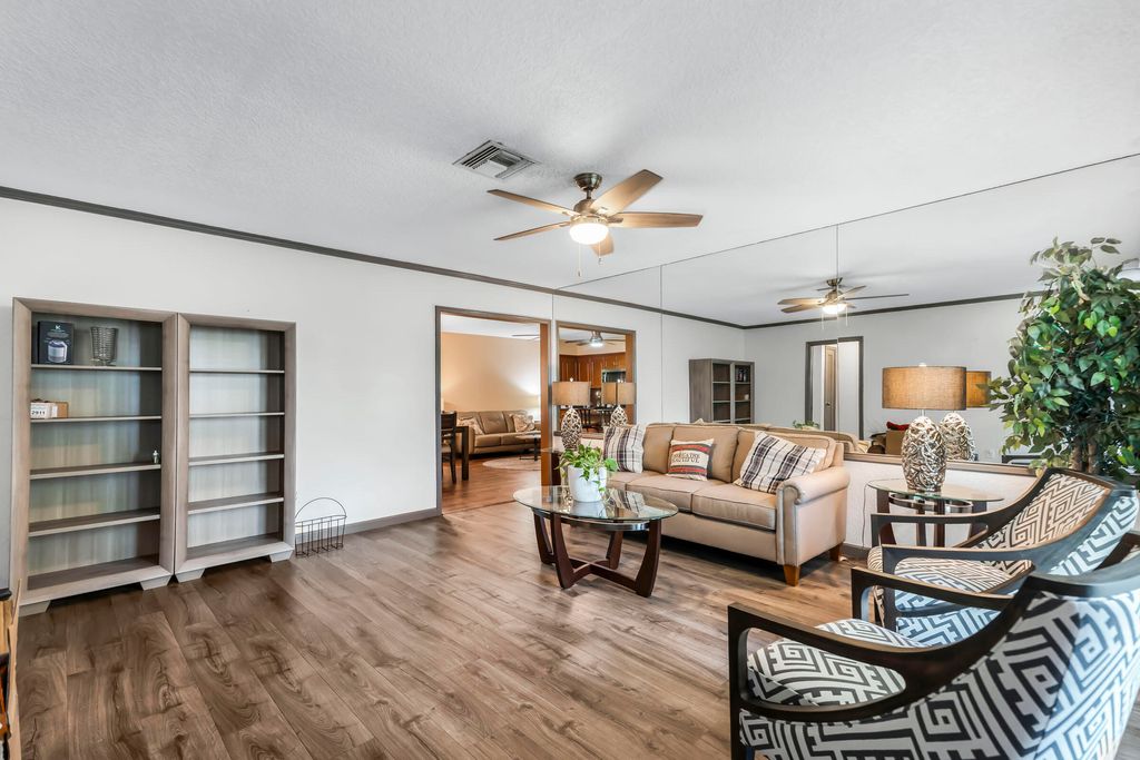 Photo of 6270 Sherman Street, Hollywood, FL 33024 (MLS # B26032066)