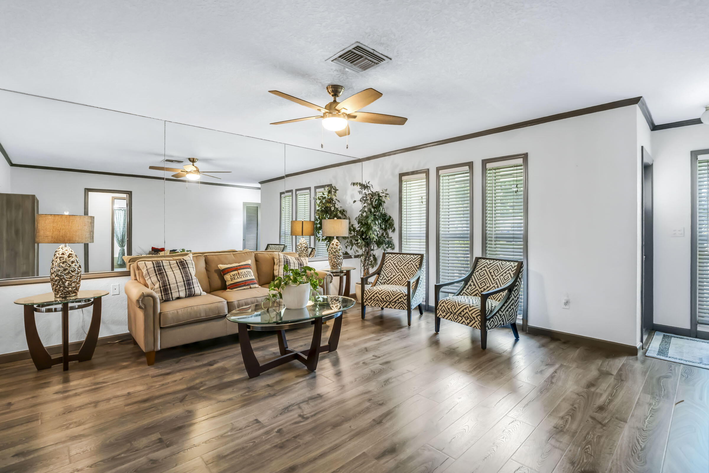 DRIFTWOOD PLAZA - Residential
