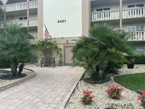 4401 Martinique Court Unit A1, Coconut Creek, FL MLS: R11068345
