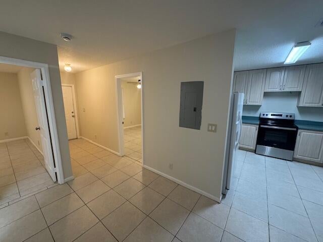 Properties 1568 HAWTHORNE Place 1570