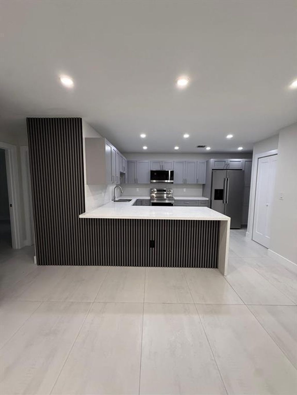 Photo of 6720 Park Street, Hollywood, FL 33024 (MLS # B26008566)