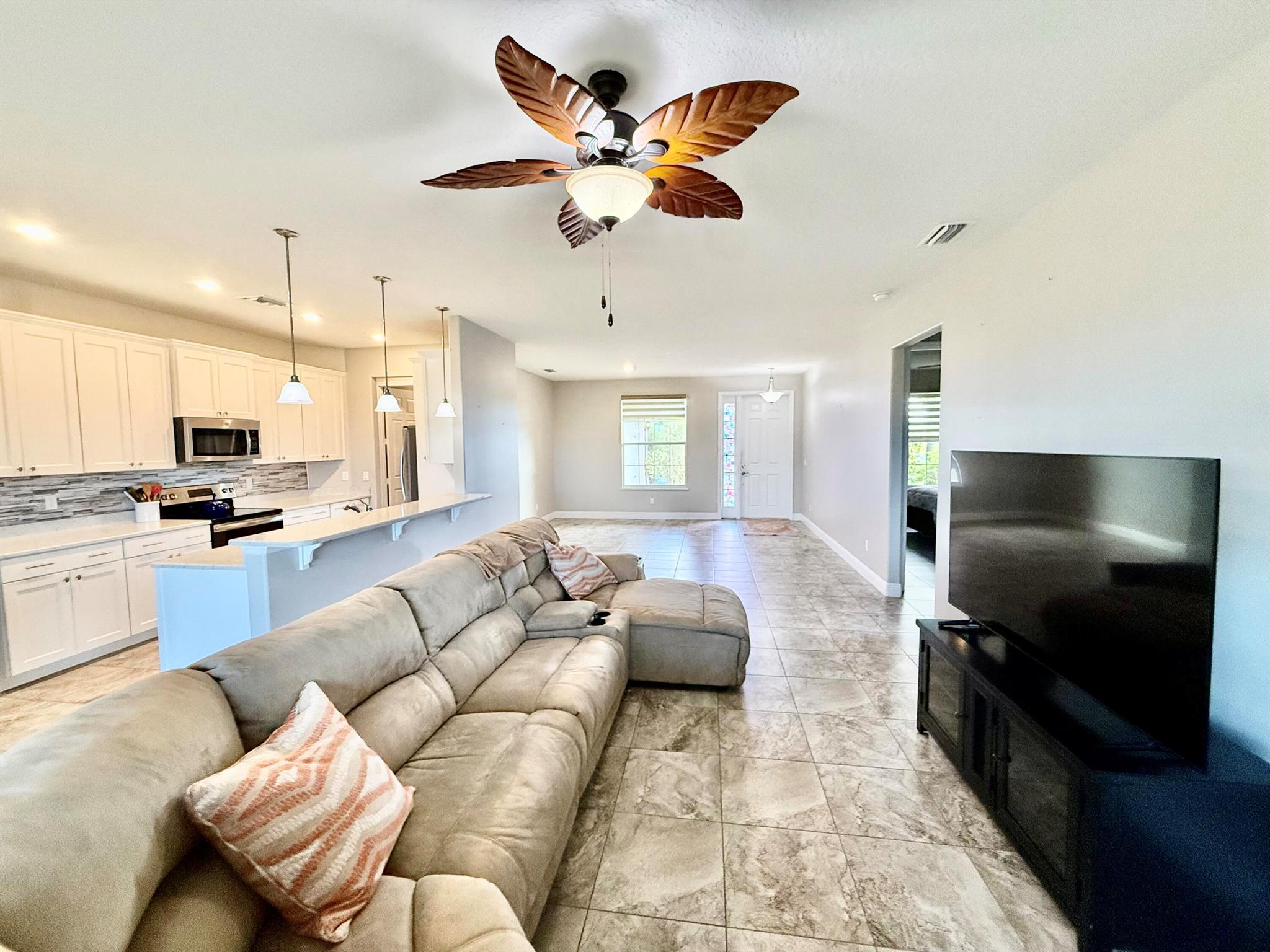 CROSS CREEK LAKE ESTATES - Residential