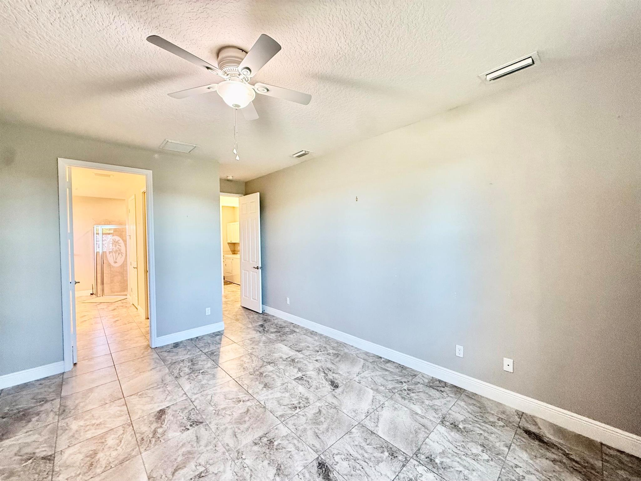 CROSS CREEK LAKE ESTATES - Residential