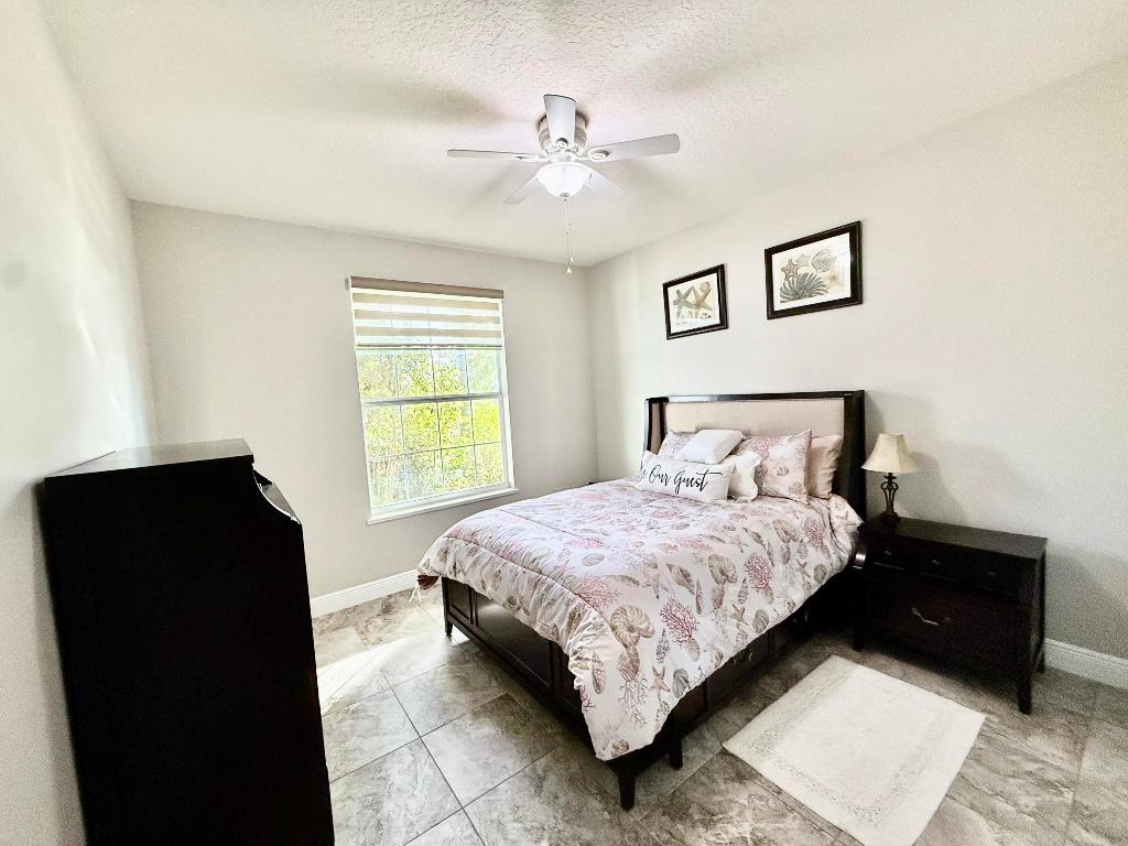 CROSS CREEK LAKE ESTATES PLAT FOUR - Residential