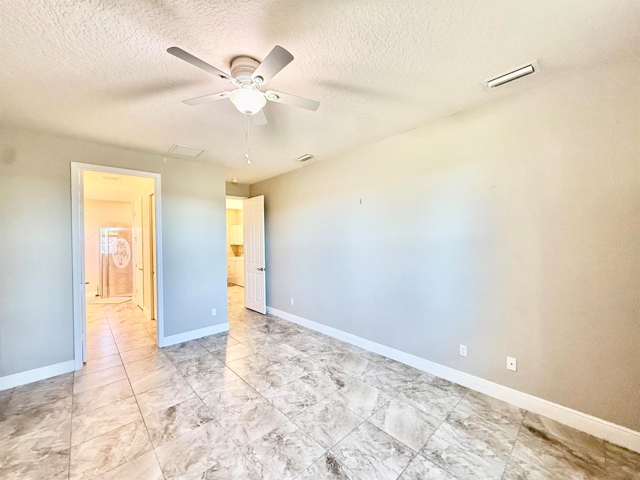 CROSS CREEK LAKE ESTATES - Residential