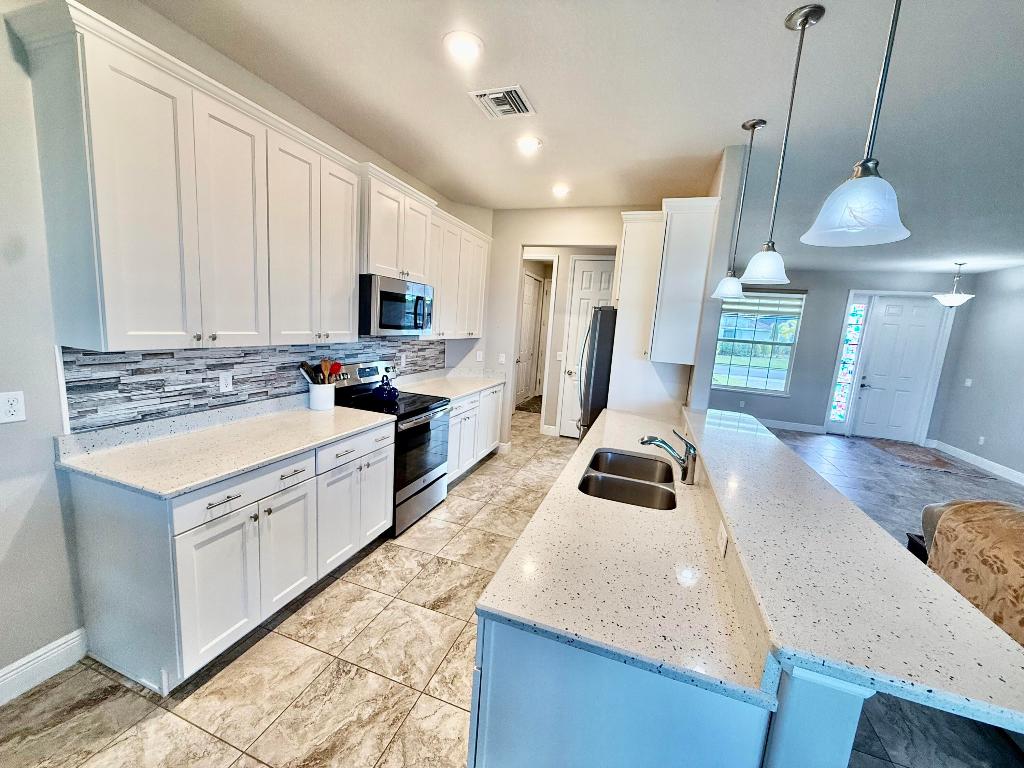 CROSS CREEK LAKE ESTATES PLAT FOUR - Residential