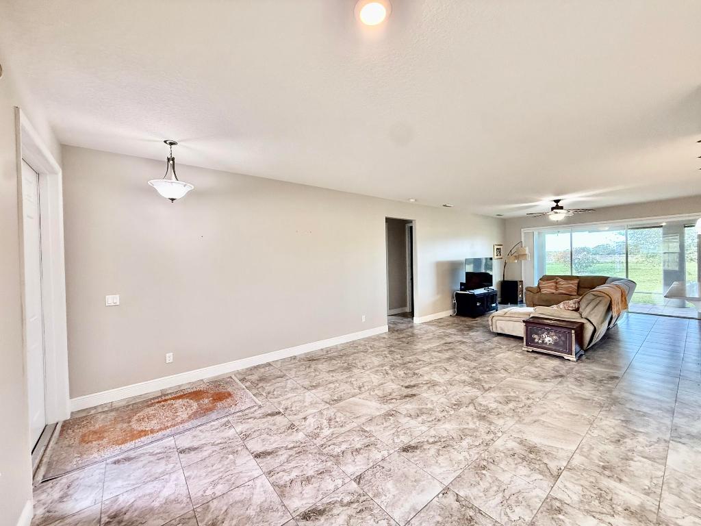 CROSS CREEK LAKE ESTATES PLAT FOUR - Residential