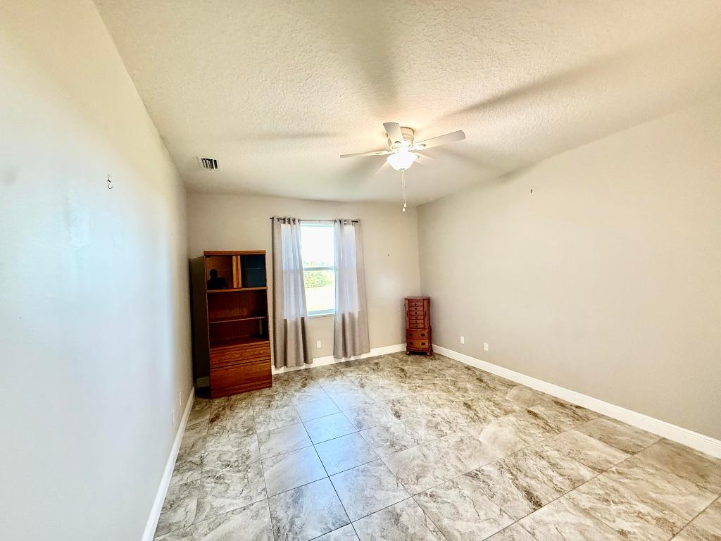 CROSS CREEK LAKE ESTATES PLAT FOUR - Residential