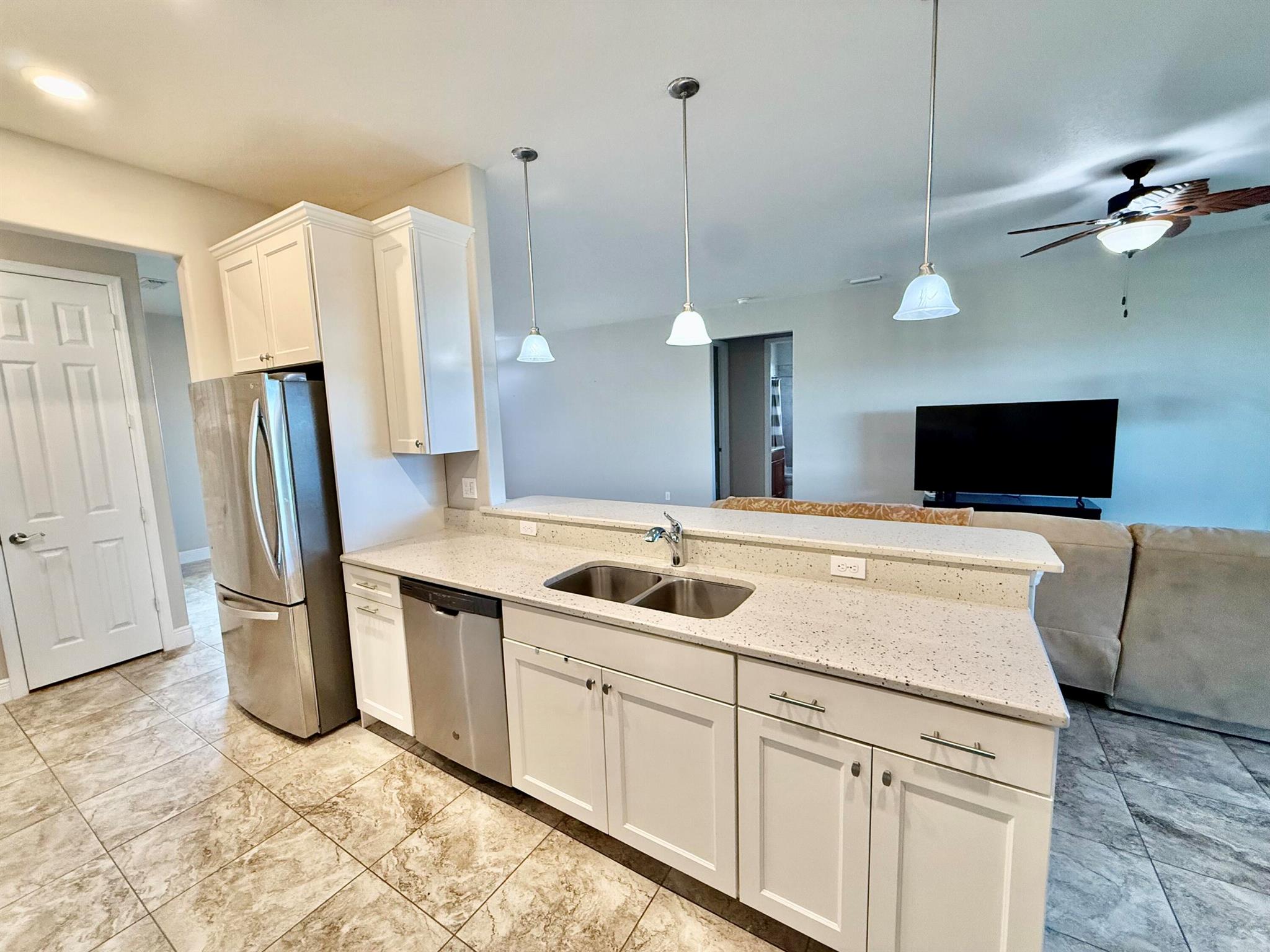 CROSS CREEK LAKE ESTATES - Residential