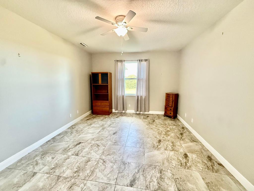 CROSS CREEK LAKE ESTATES PLAT FOUR - Residential