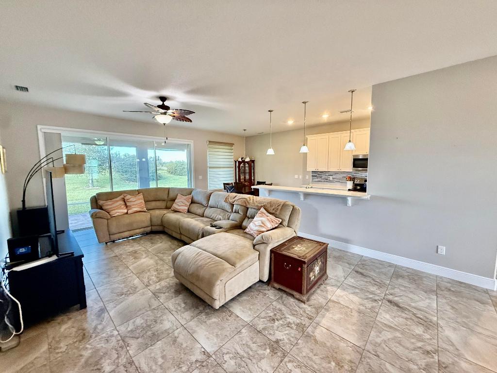 CROSS CREEK LAKE ESTATES PLAT FOUR - Residential