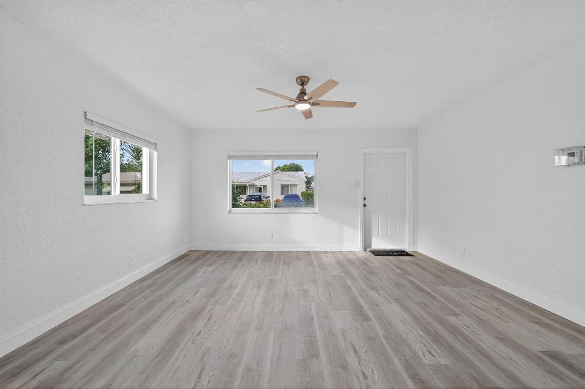 MAINLANDS OF TAMARAC LAKES - Residential