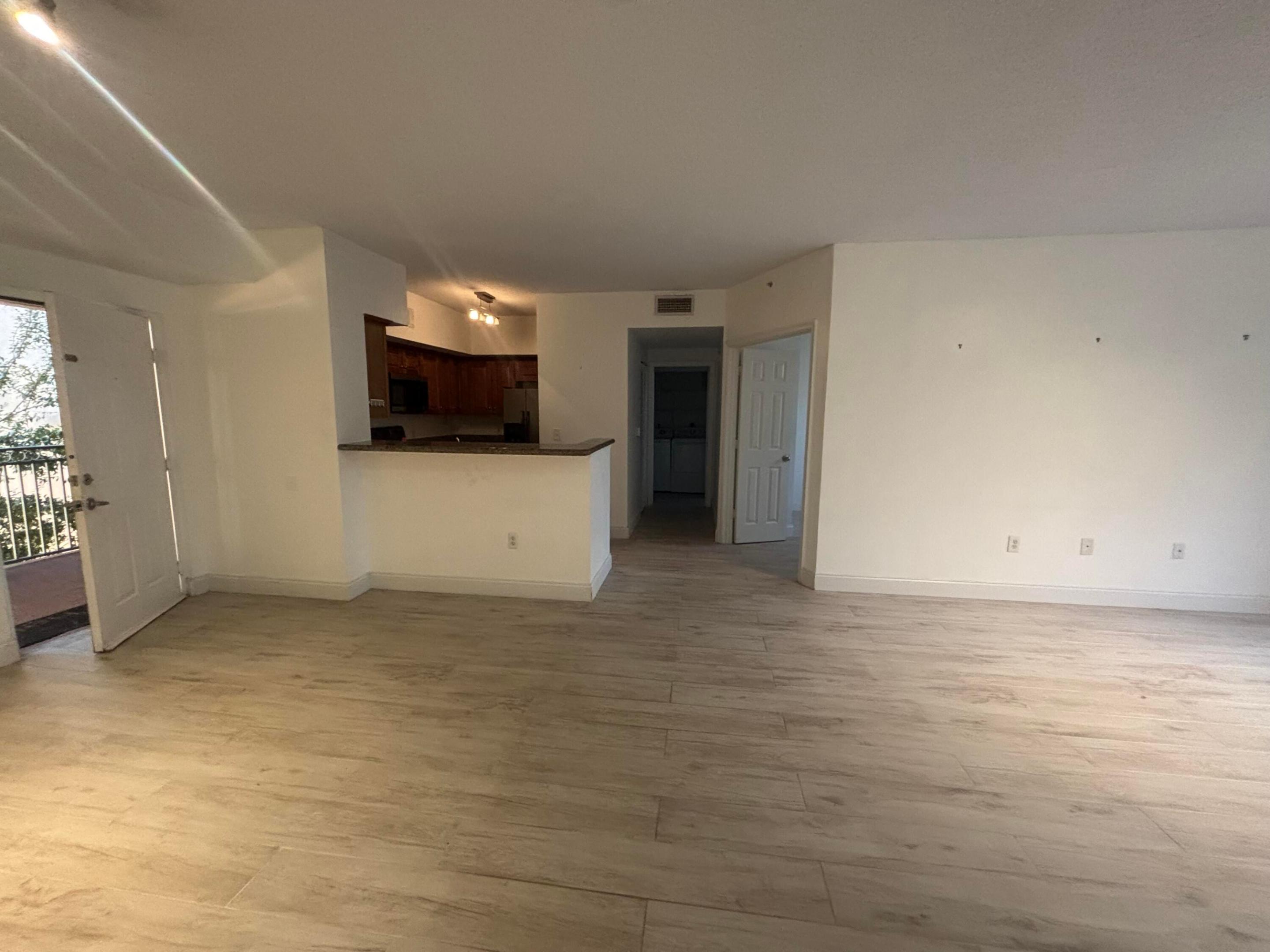 ST ANDREWS AT POLO CLUB CONDO - Residential Lease