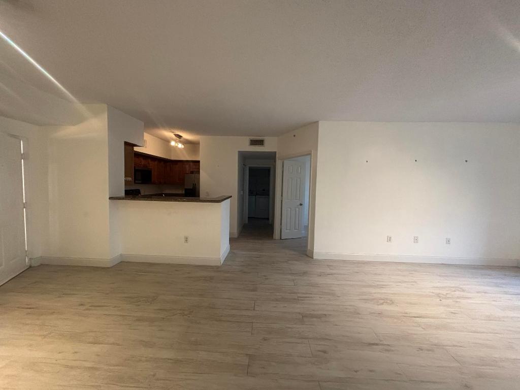 ST ANDREWS AT POLO CLUB CONDO - Residential Lease