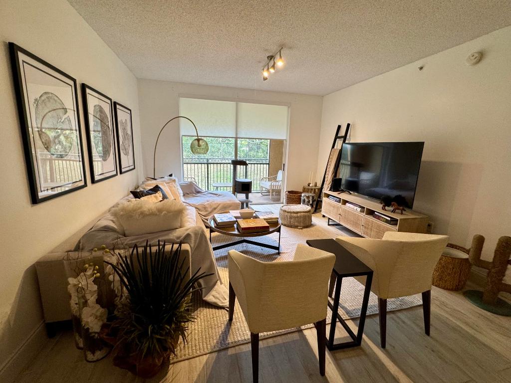 ST ANDREWS AT POLO CLUB CONDO - Residential Lease