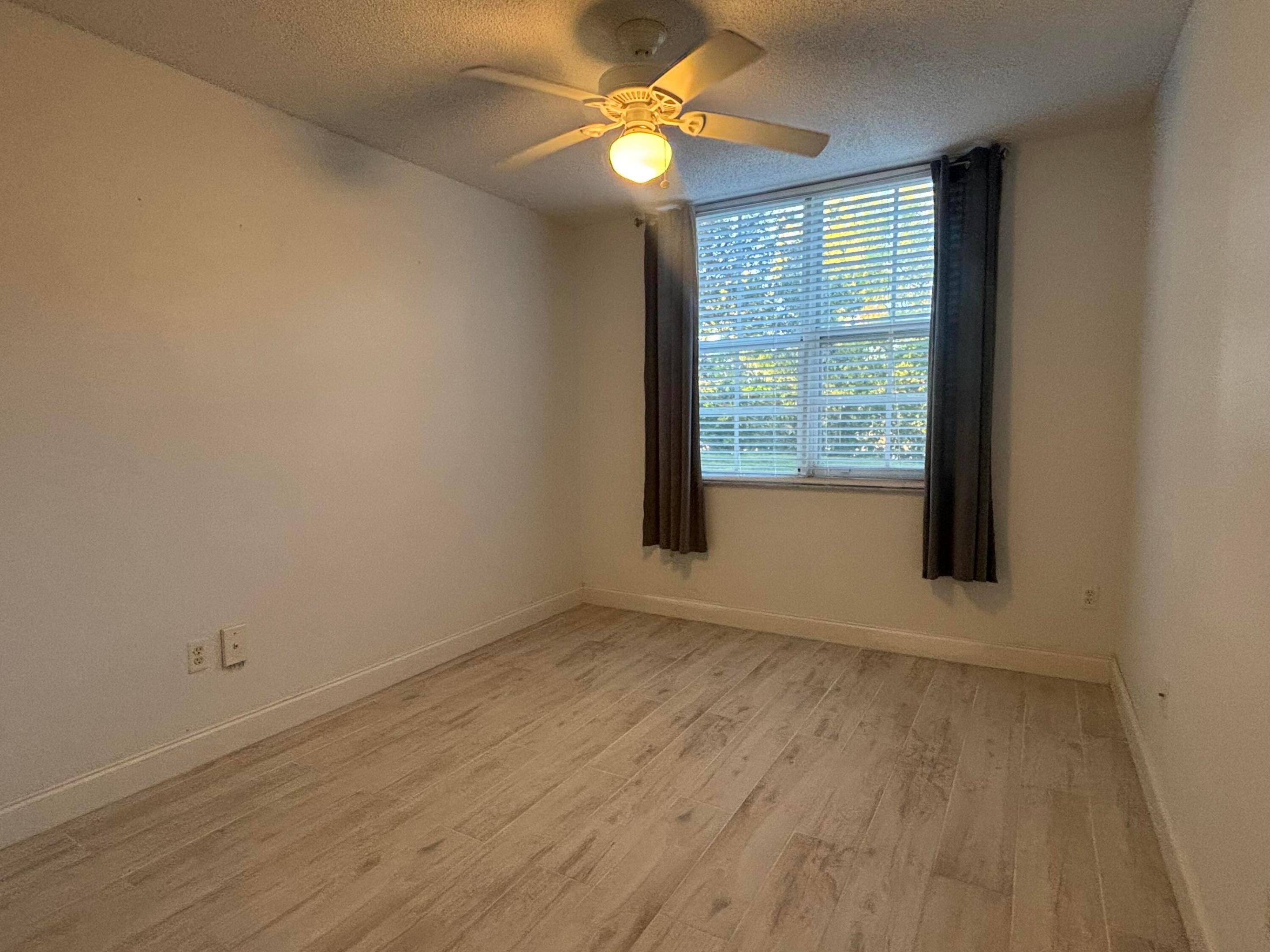 ST ANDREWS AT POLO CLUB CONDO - Residential Lease