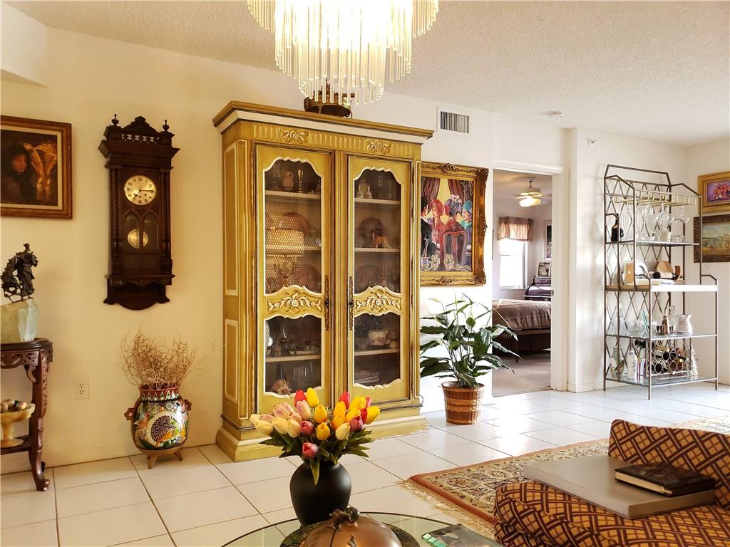 KINGS POINT/WELDON - Residential