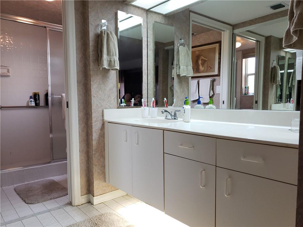 KINGS POINT/WELDON - Residential