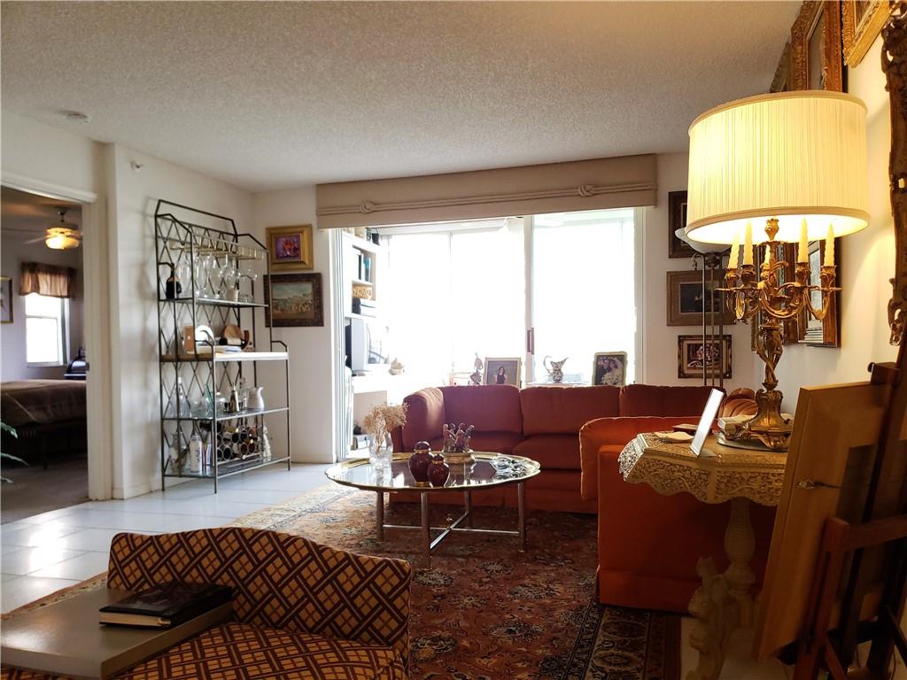 KINGS POINT/WELDON - Residential