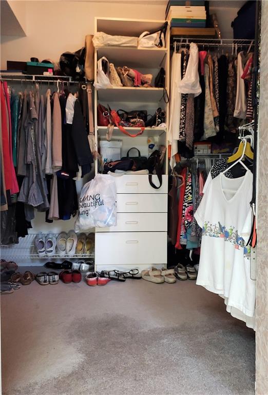 KINGS POINT/WELDON - Residential