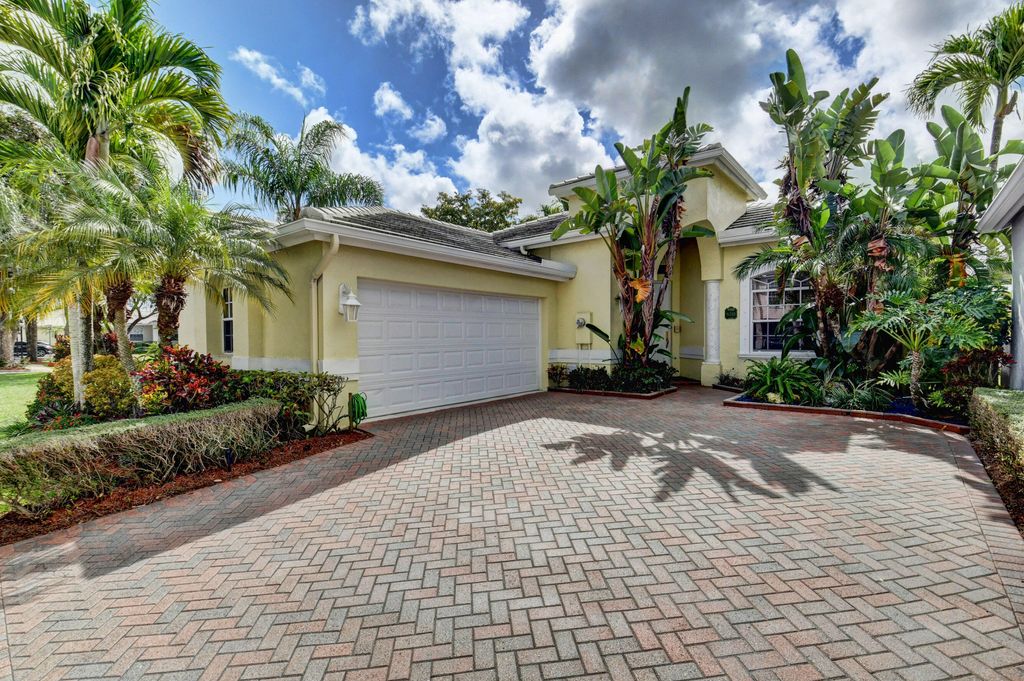 Photo of 8210 Hampton Wood Drive, Boca Raton, FL 33433 (MLS # R10779388)