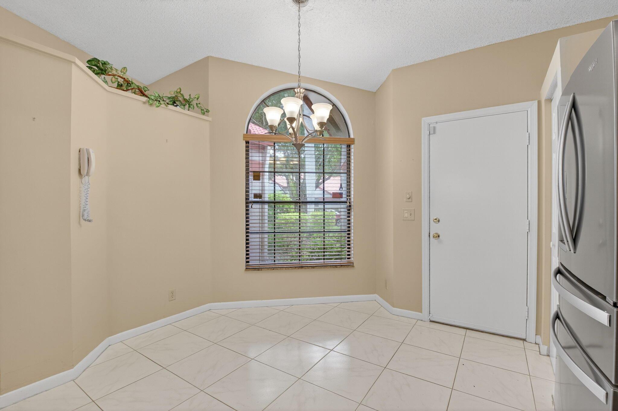 LEXINGTON CLUB - Residential