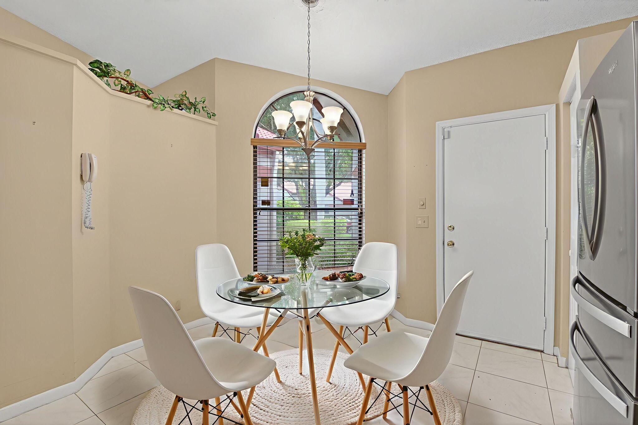 LEXINGTON CLUB - Residential