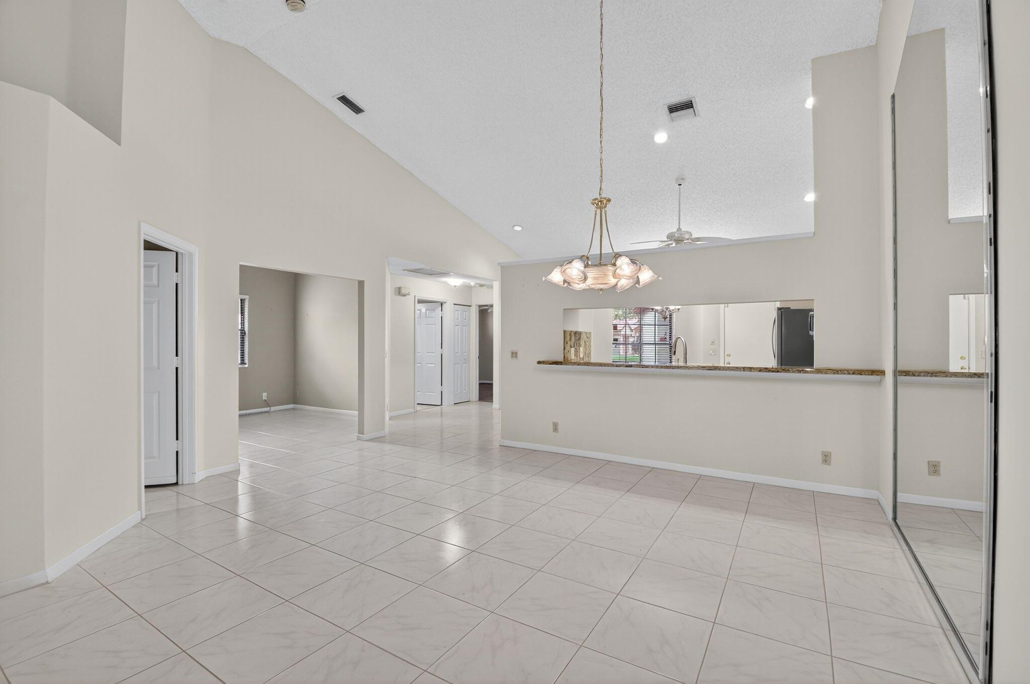 LEXINGTON CLUB - Residential