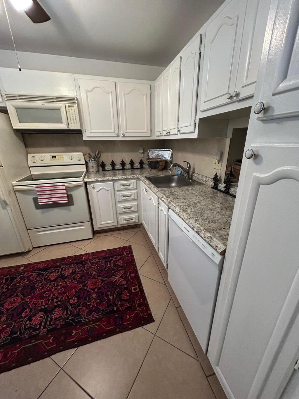 Photo of 2515 NE 2nd Court #202, Boynton Beach, FL 33435 (MLS # B26009689)