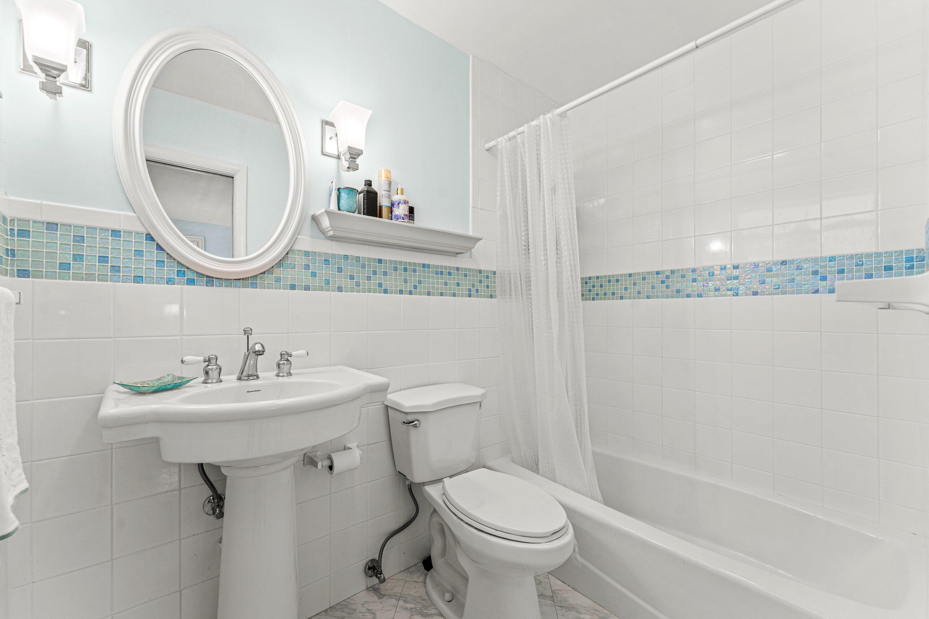 OSCEOLA ARMS INC - Residential