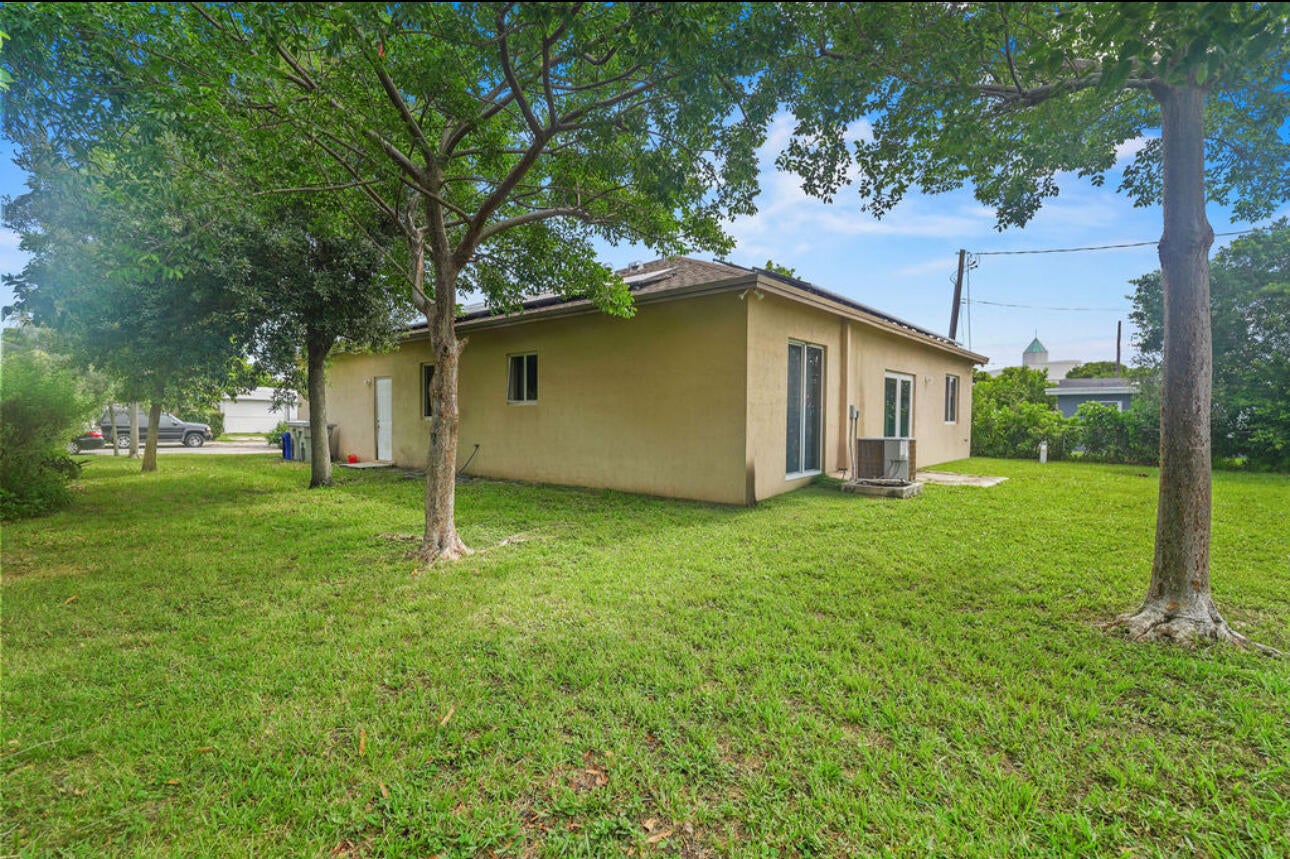 2430 NW 13TH Street