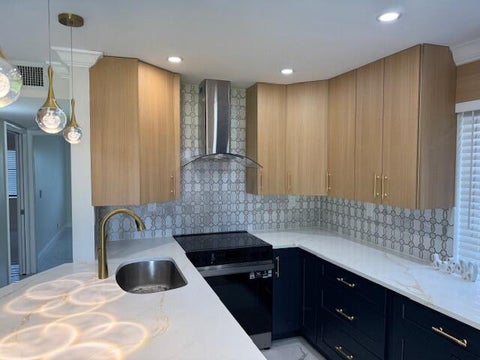 Tiny photo for 6 Normandy A, Delray Beach, FL 33484 (MLS # B26016740)