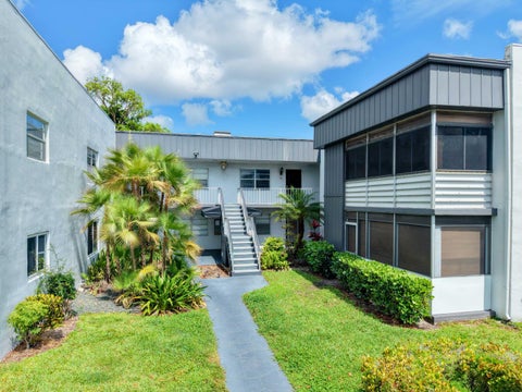 Tiny photo for 6 Normandy A, Delray Beach, FL 33484 (MLS # B26016740)