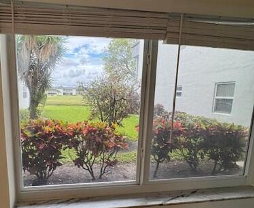 MILLION DOLLAR RENOVATION. THIS UNIT IS BY FAR THE NICEST RENOVATION I HAVE EVER SEEN IN KINGS POINT. FEATURING IMPACT WINDOWS, HARD WOOD 2 TONE CABINETS AND BEAUTIFUL QUARTZ COUNTER TOPS. NO EXPENCE HAS BEEN SPARED. HIGH END APPLIANCES AND FINISHES. ONCE YOU SEE THIS UNIT, YOU WILL WANT IT.