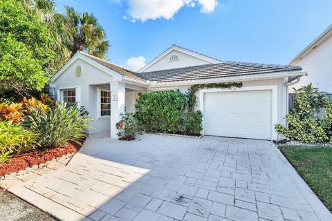 15 Commodore Place Palm Beach Gardens FL 33418