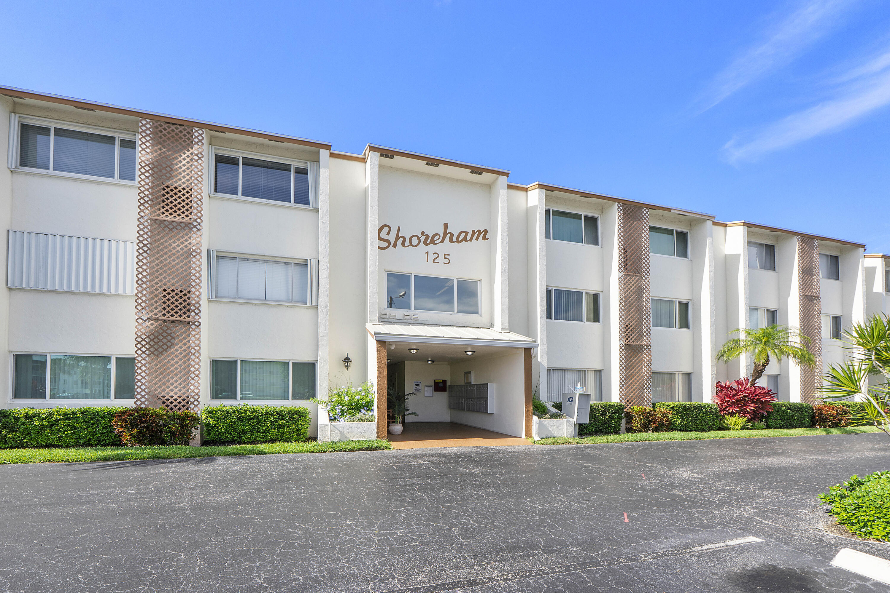 SHOREHAM CONDO - Residential