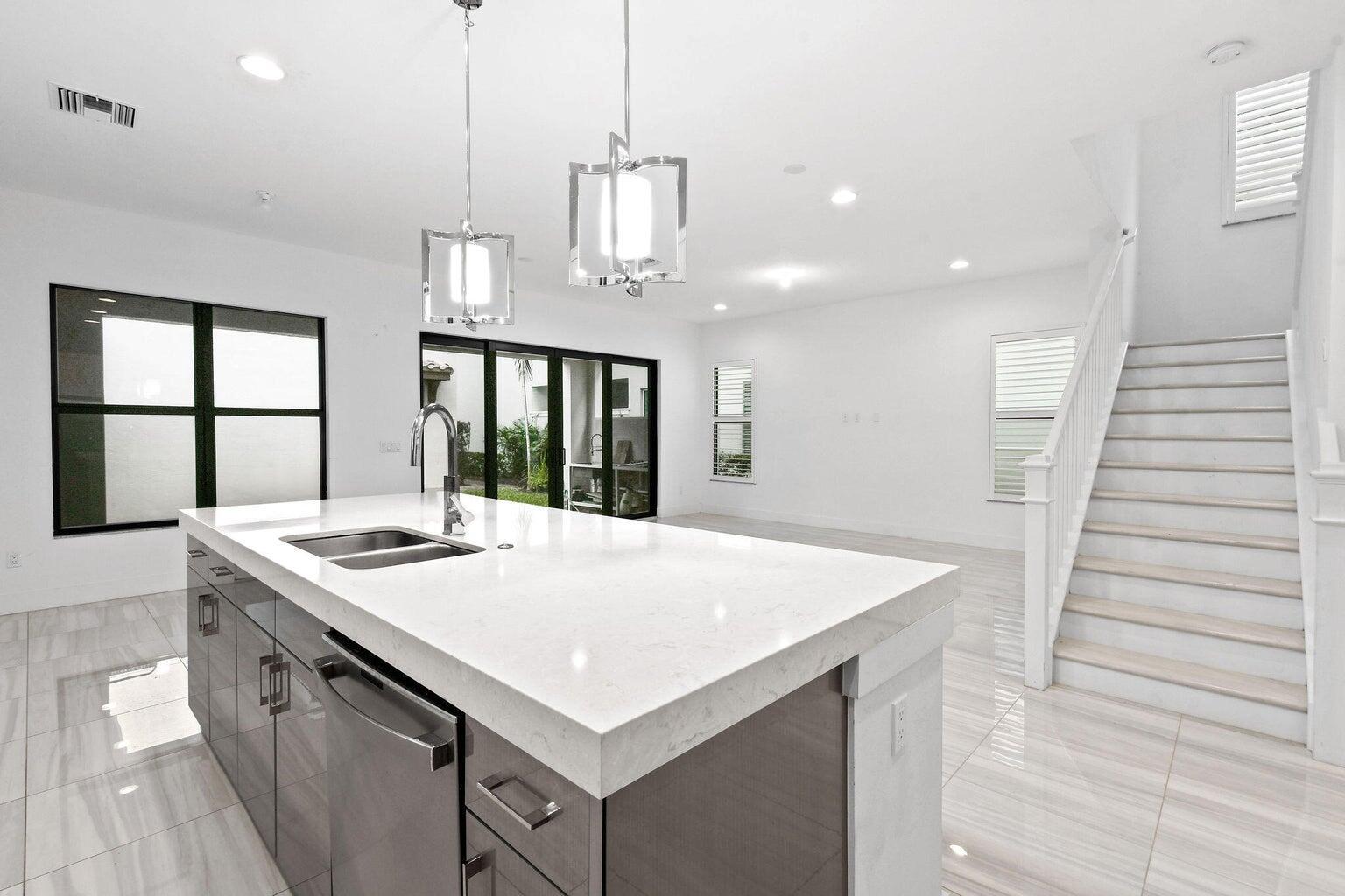 Alton - Residential Lease