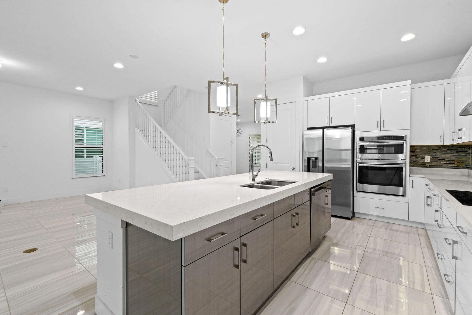 Alton - Residential Lease