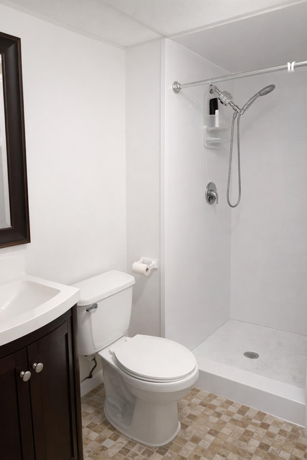 LAGO DEL REY CONDO - Residential