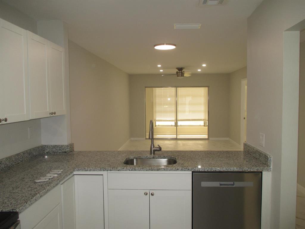 GOLDEN LAKES VILLAGE - Residential