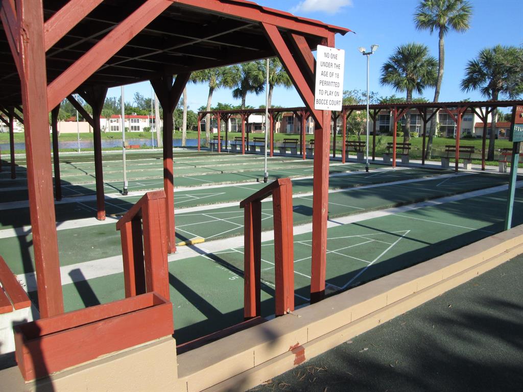 GOLDEN LAKES VILLAGE - Residential